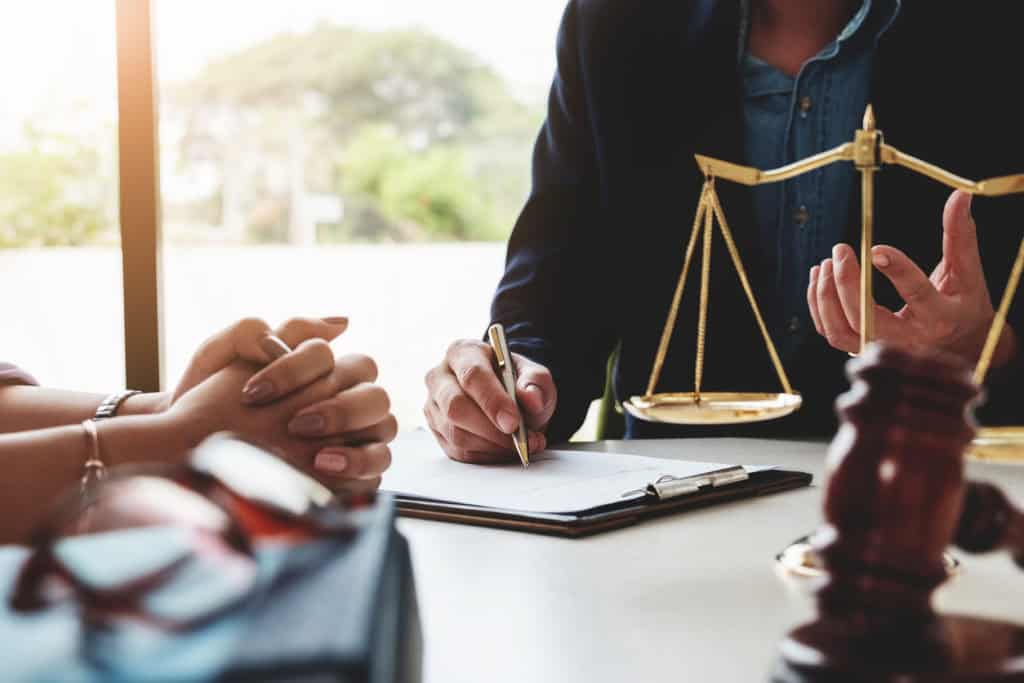 Court Applications vs. Mediation: A Less Stressful Path with EH Mediation Swanley